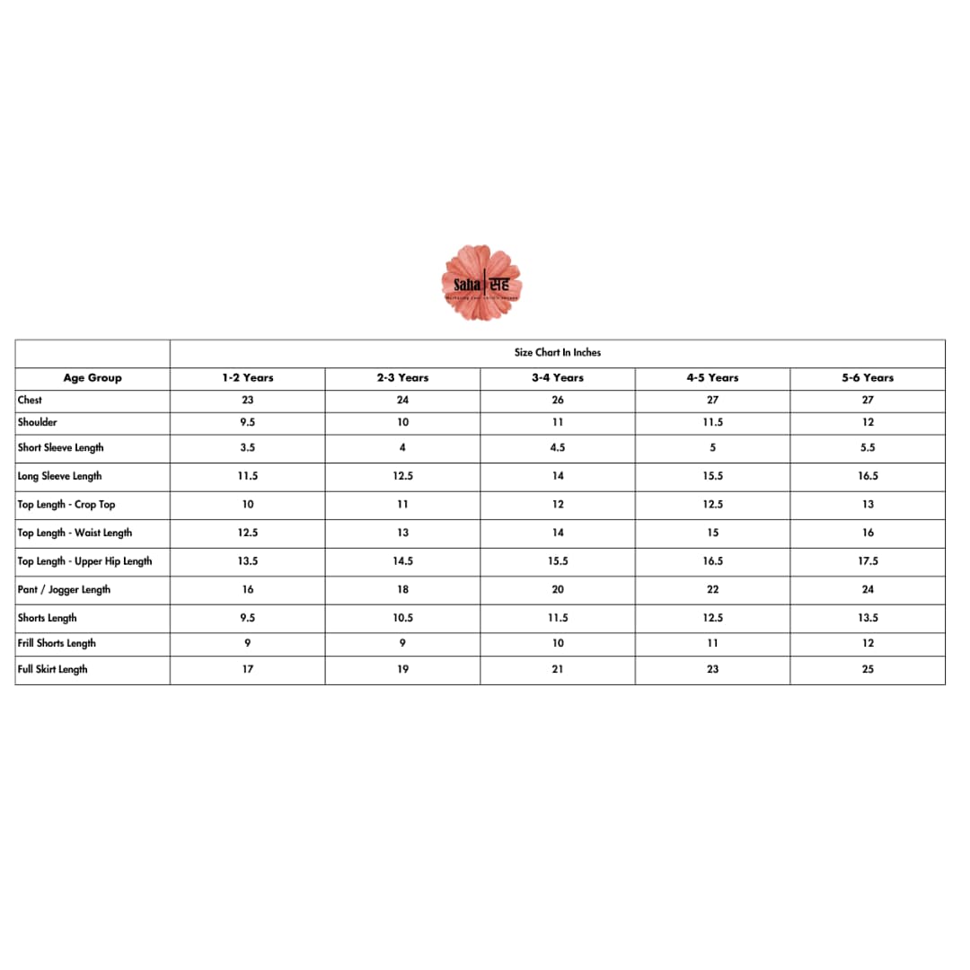 Size chart for children's clothing with age groups and measurements on a white background.