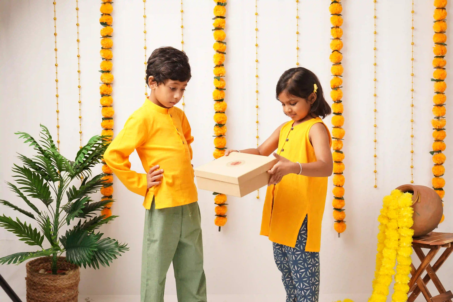 Sibling Matching Outfits - 10% Off