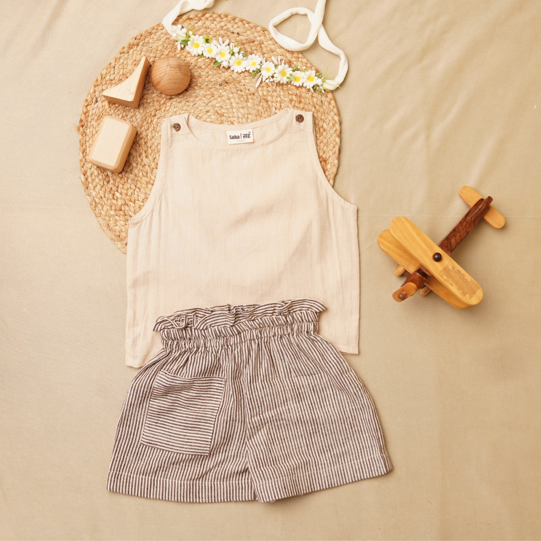 Cotton Clothing Set for girls with Shorts with a gather and crop top