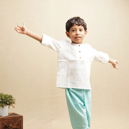 Boys full sleeve cotton button down shirt front view – breathable everyday kidswear