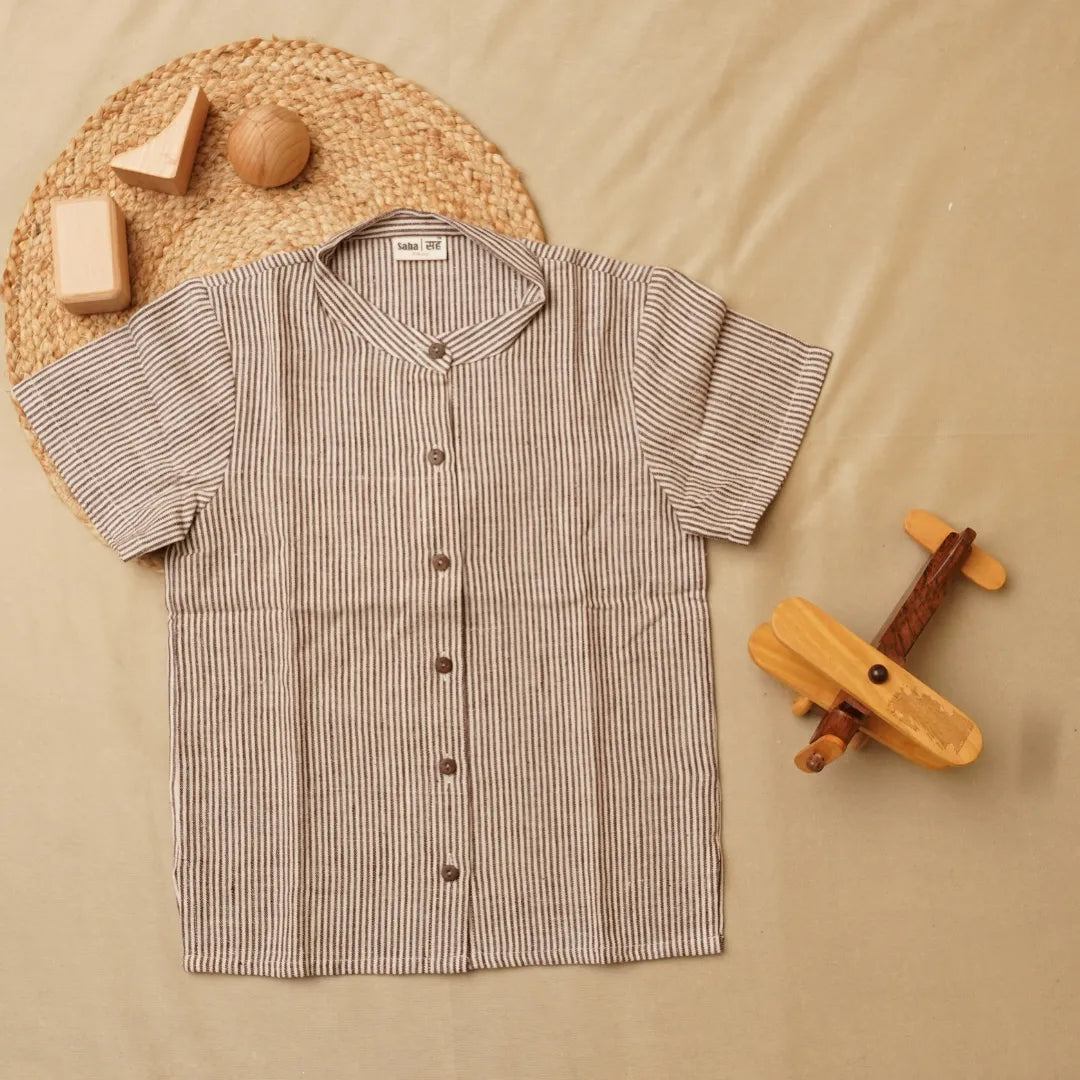 Close up of soft breathable fabric used in Little Trailblazer boys shirt and shorts set